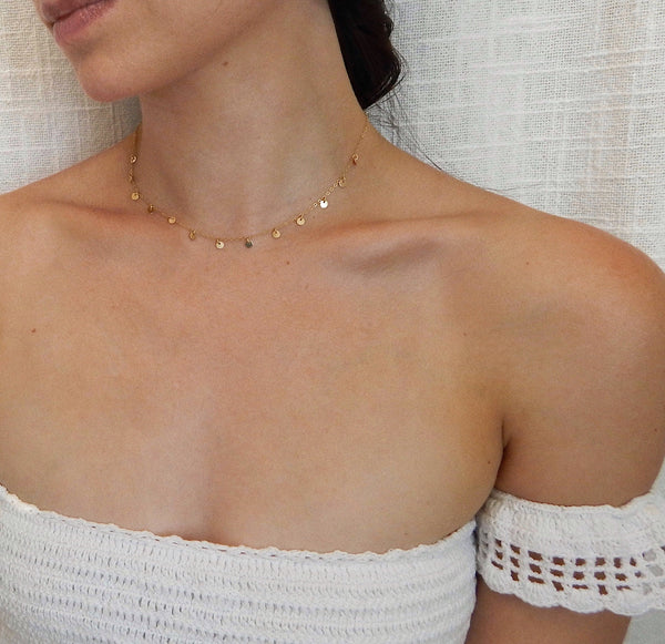 Lina Dainty Disc Necklace